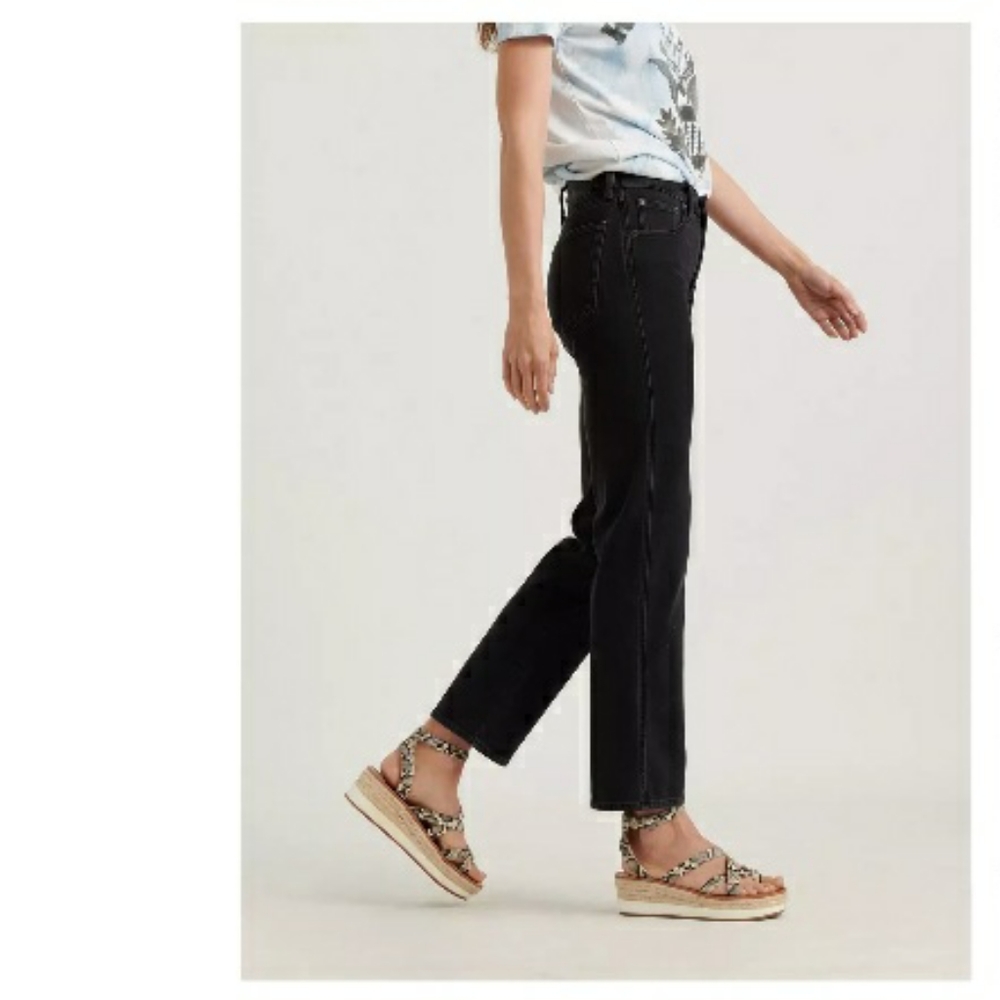 Straight Crop Black Jeans